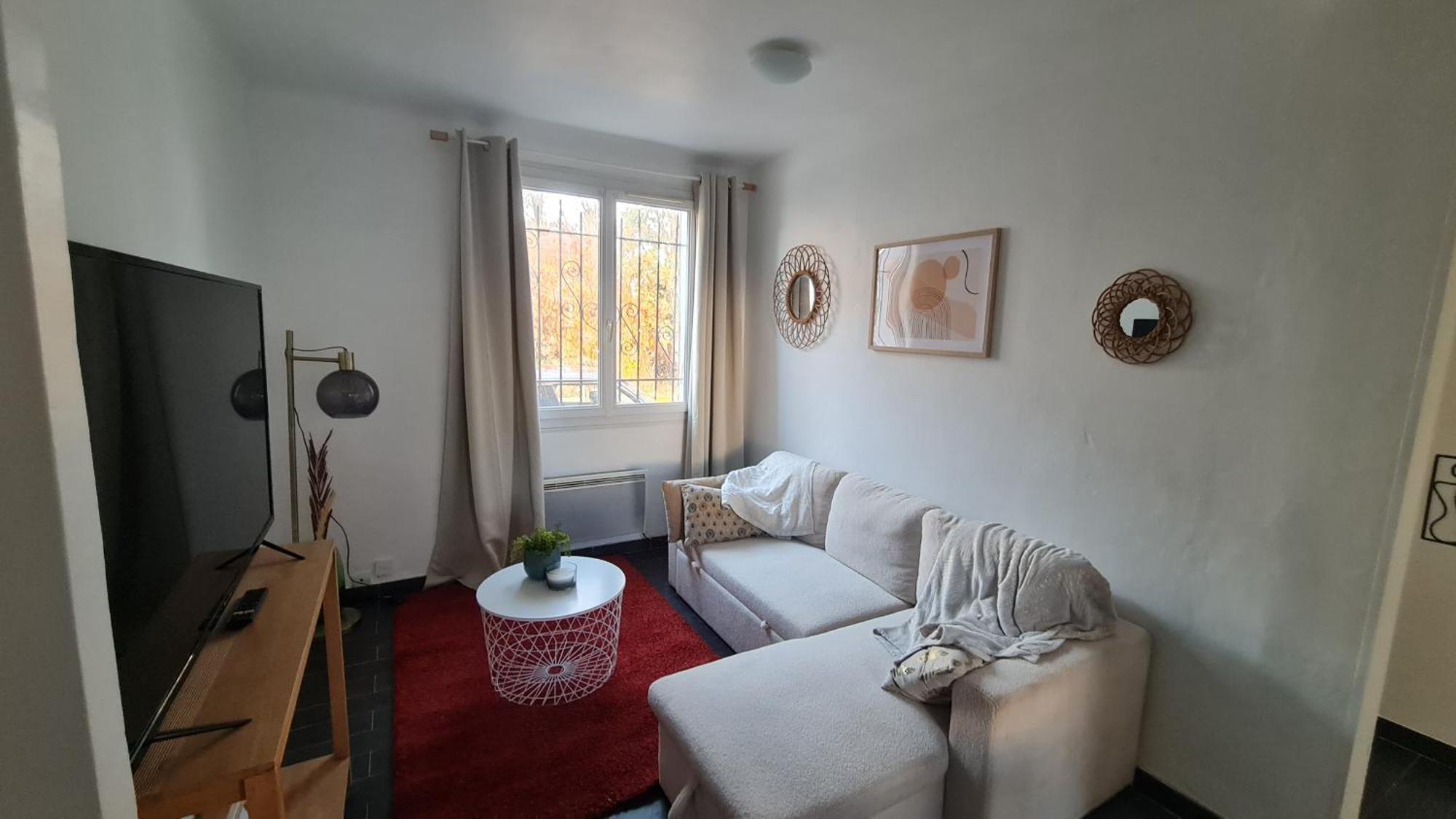 Les Lilas Marignane Esterno foto